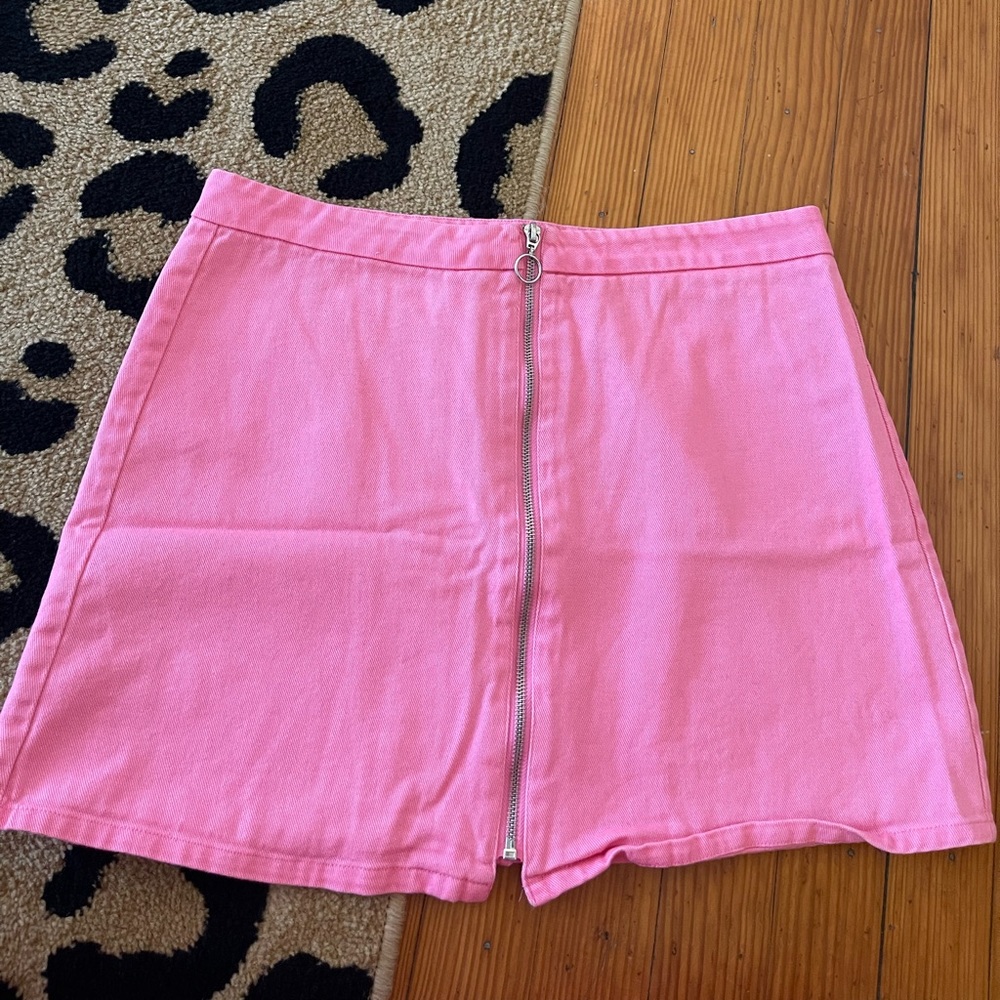 Zip Through Pink Denim Skirt 💗🎀